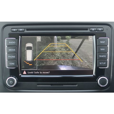 Aftermarket Camera Connection Adapter for Volkswagen Preview 4