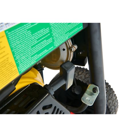 Двопаливний генератор Champion 7000 W CPG7500E2-DF-EU Прев'ю 4